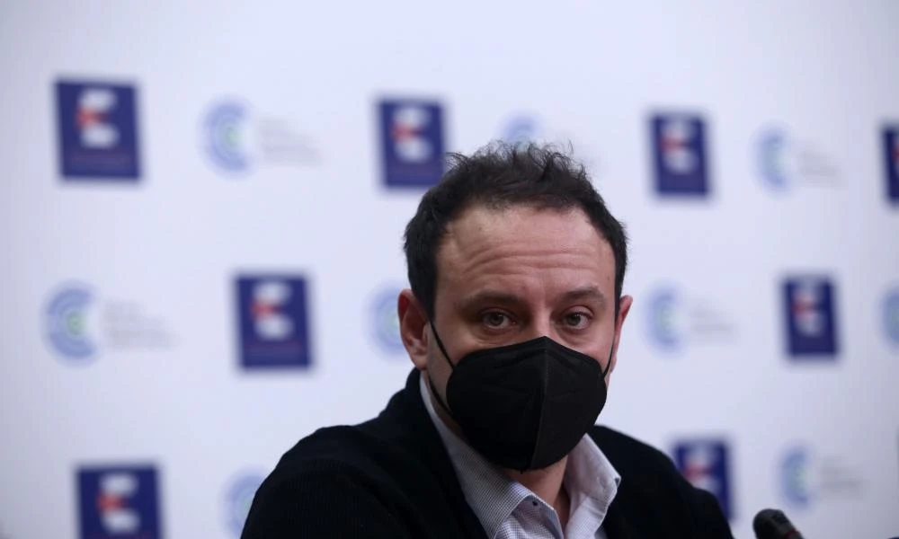 Μαγιορκίνης: Εξηγεί γιατί ανησυχεί η μυστηριώδης πνευμονία